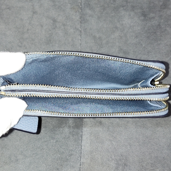 COACH DOUBLE CORNER ZIP PEBBLED LEATHER  WALLET WRISTLET STRAP 6½" X 4¼" BLUE - Picture 14 of 17